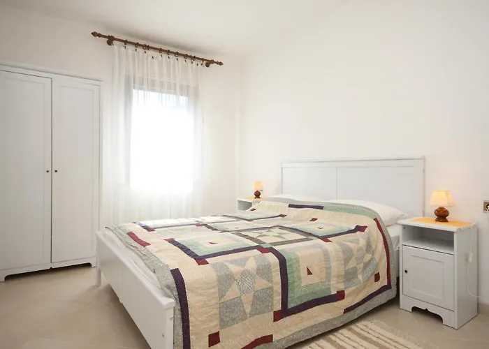 By The Sea Cove Merascica, Cres - 8071 Appartement *