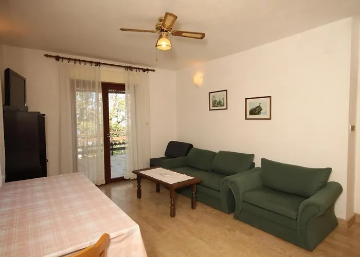 Appartement By The Sea Cove Merascica, Cres - 8071