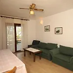 Apartment Apartments By The Sea Cove Merascica, Cres - 8071
